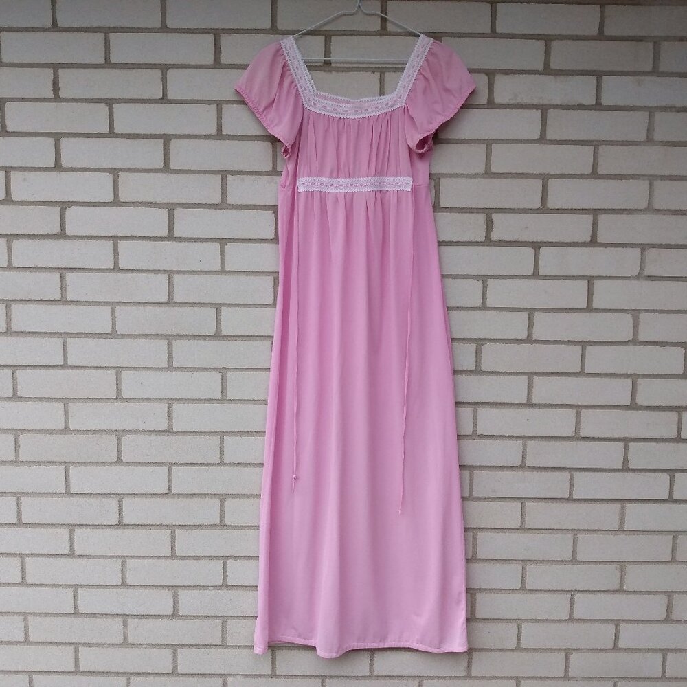 Vintage Purple Nylon Nightgown Long Nightie 31"B Medium Empire Waist